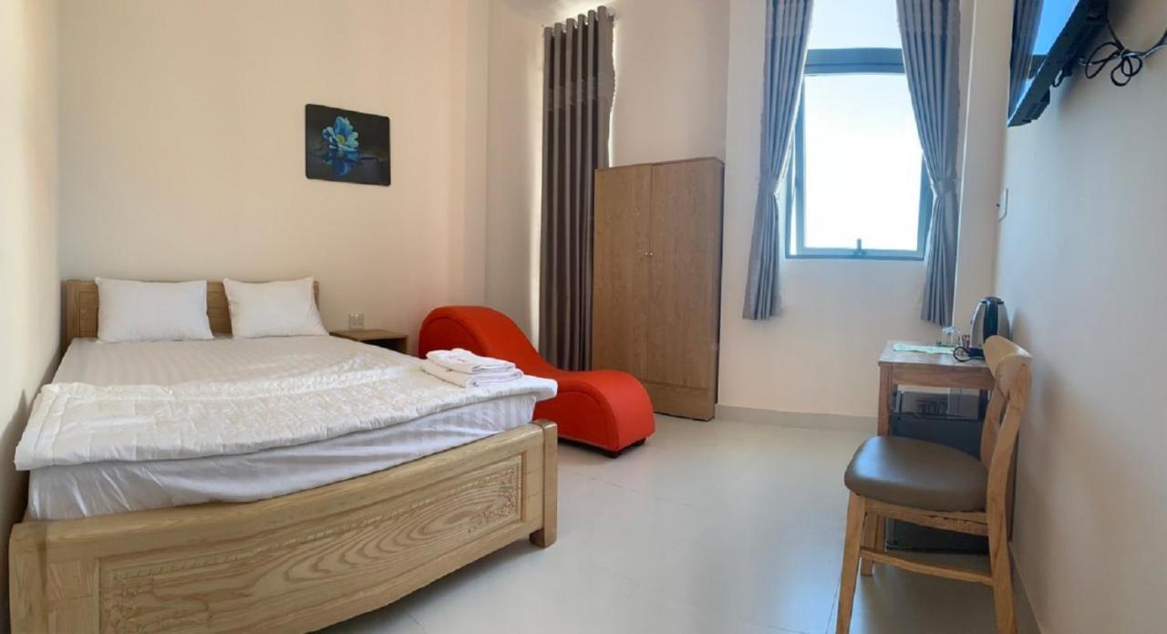 Hotel Khach San Hoang Kim Bac Lieu Exterior foto